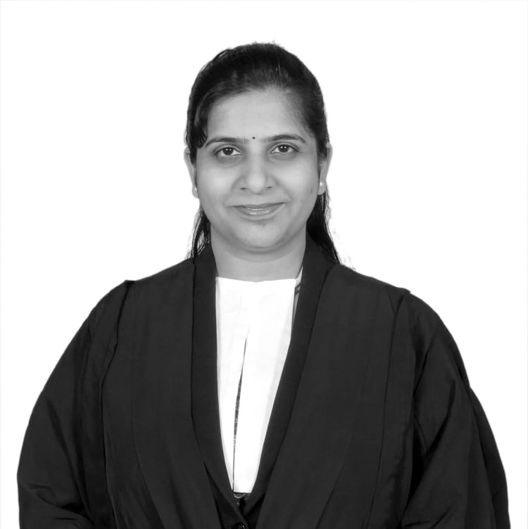 Divorce lawyer at Family Court